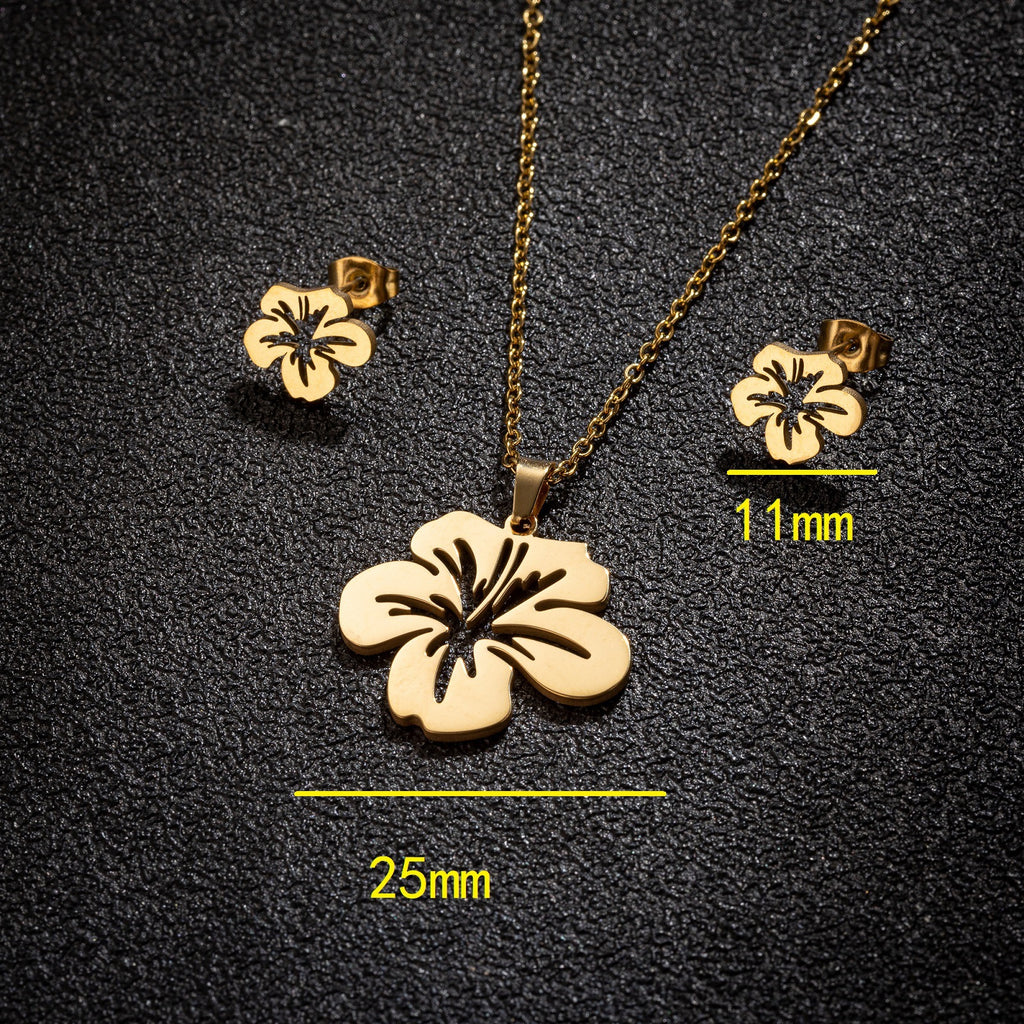 Luxury Minimalist Flower Stud Earrings